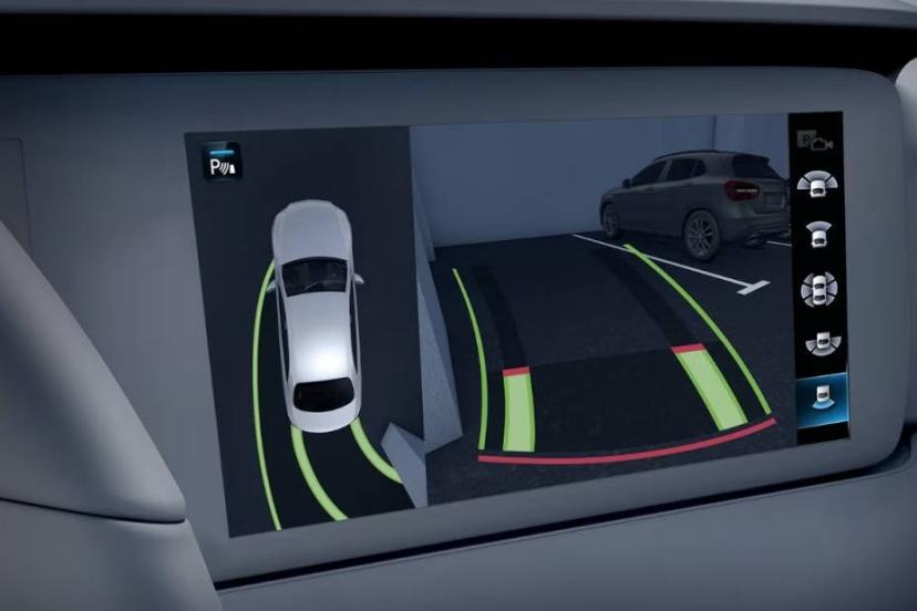 mercedes-benz-amg-sl-rear-parking-camera