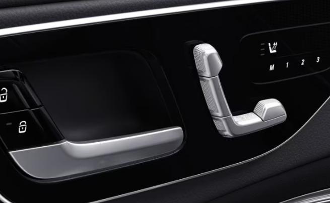 mercedes-benz-c-class-window-controls